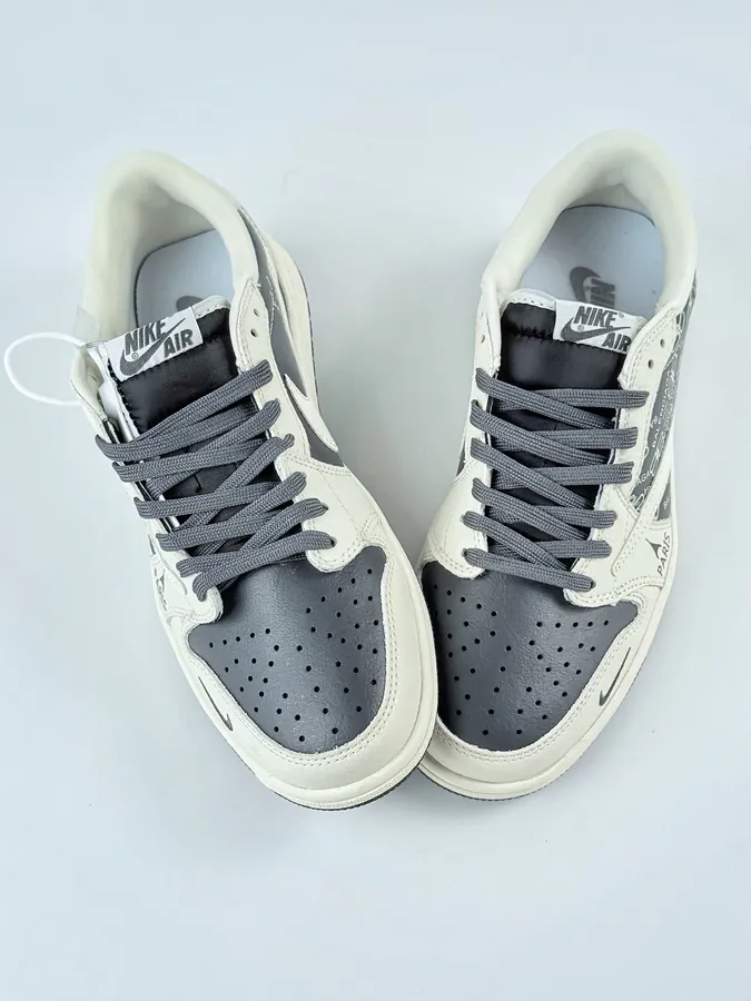 Travis Scott x Air 1 Low Reverse White Grey Swoosh