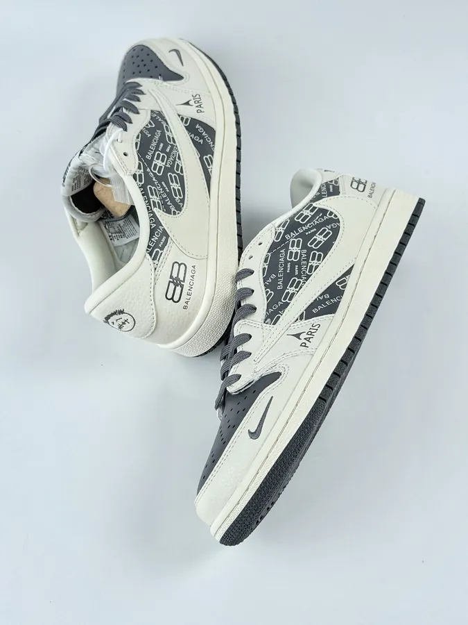 Travis Scott x Air 1 Low Reverse White Grey Swoosh
