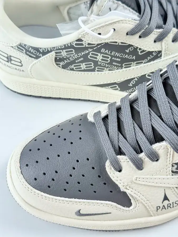 Travis Scott x Air 1 Low Reverse White Grey Swoosh