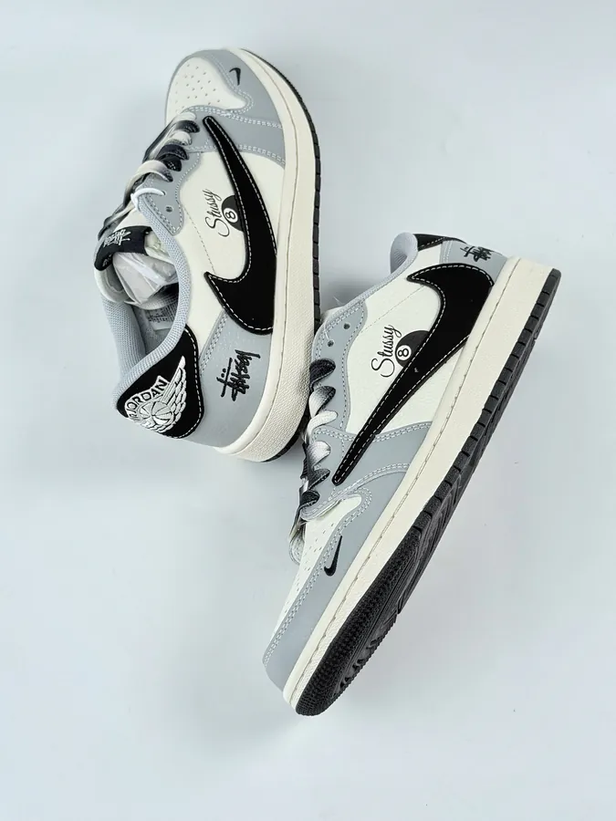 Travis Scott x Air 1 Low Reverse Gray White Swoosh Low Cut