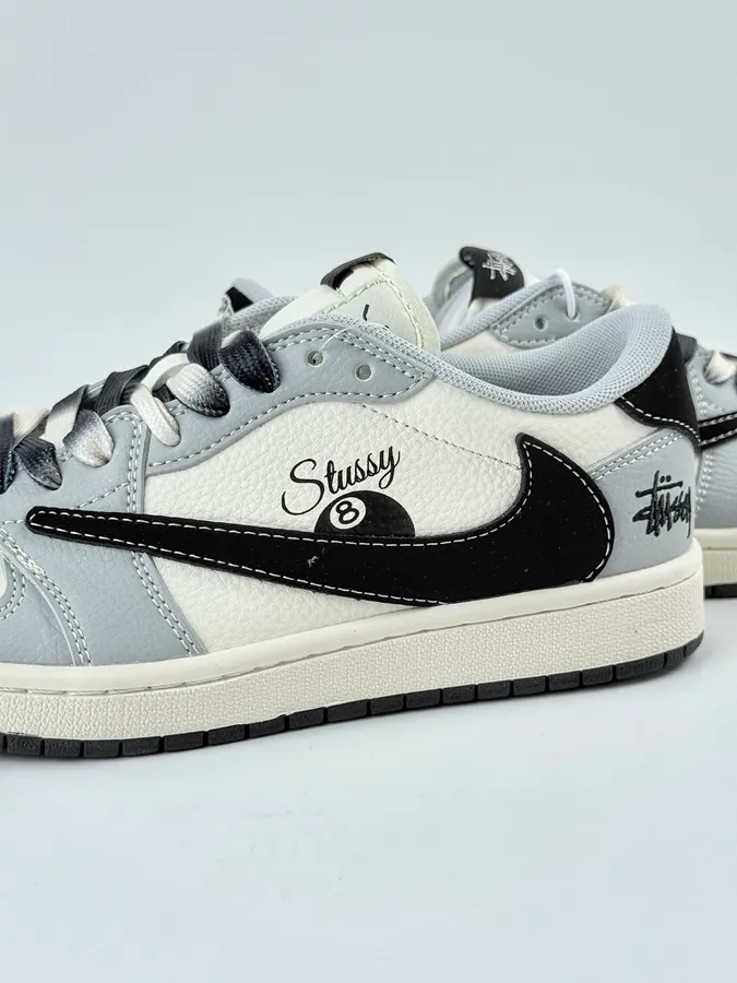 Travis Scott x Air 1 Low Reverse Gray White Swoosh Low Cut