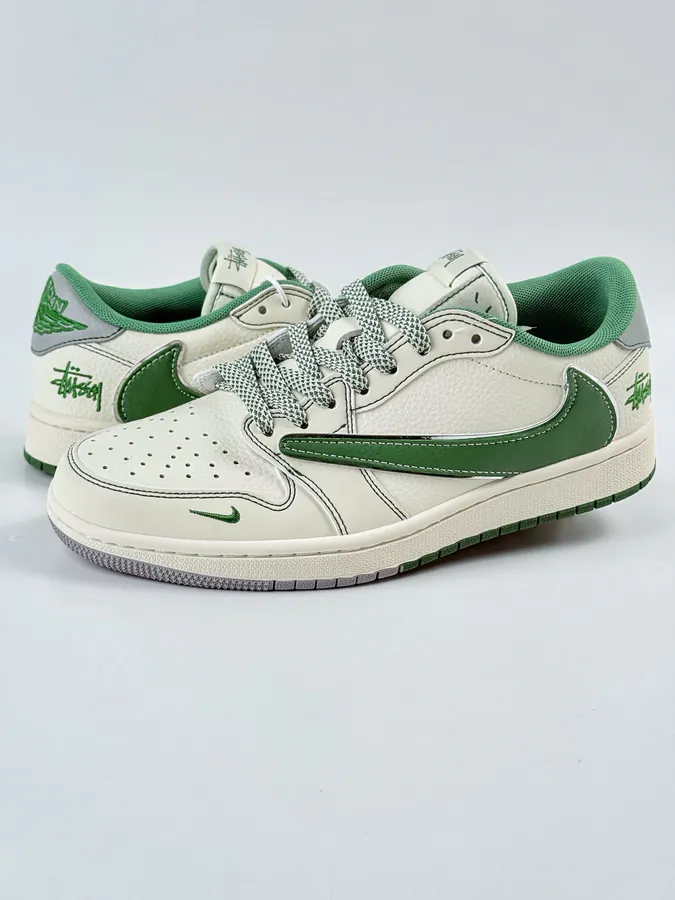 Travis Scott x Air 1 Low Reverse White Green Swoosh Starry Outsole
