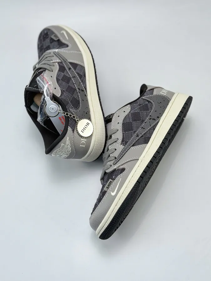 Travis Scott x Air 1 Low Reverse Gray Black Swoosh Low Top