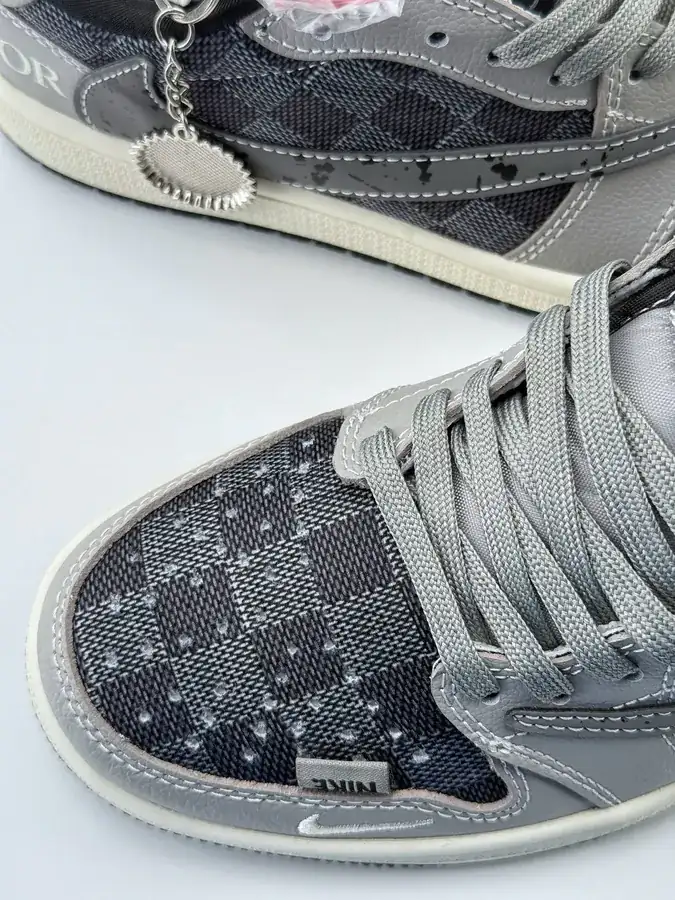 Travis Scott x Air 1 Low Reverse Gray Black Swoosh Low Top