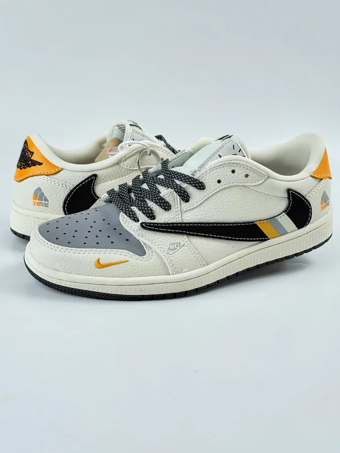 Travis Scott x Air 1 Low x The North Face Reverse White Grey Double Swoosh Starry Swoosh