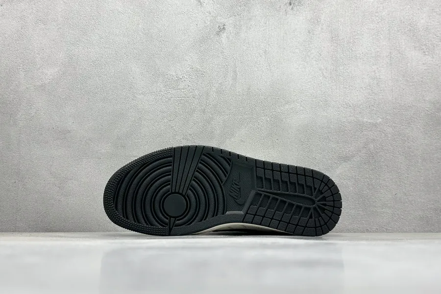 Fraent x Travis Scott x Air 1 Low 三方联名 Low Sneaker