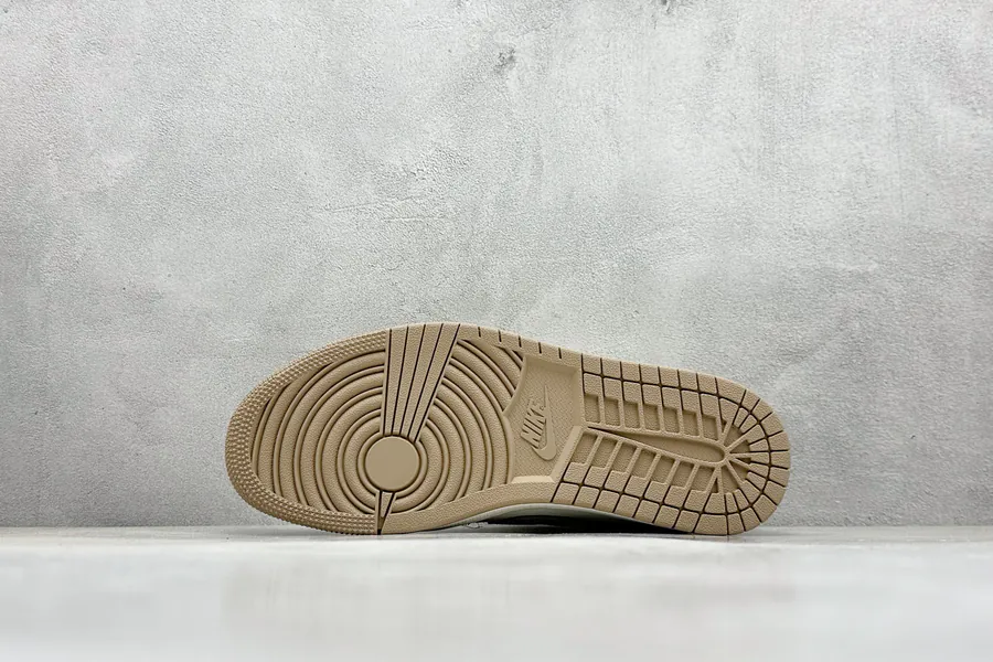 Travis Scott x Fraent Design x Air 1 Low OG SP 1 Cultural Casual Sneaker