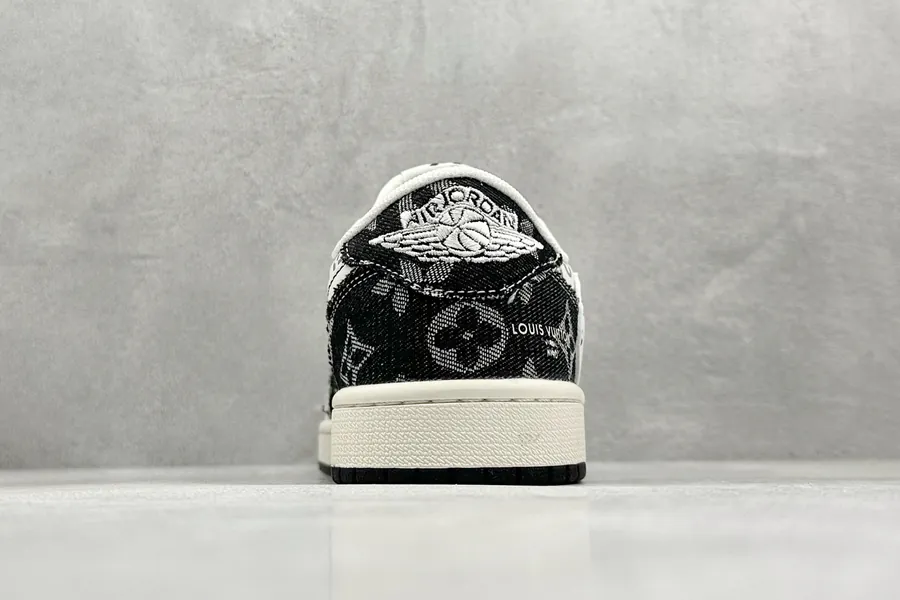 Travis Scott x Fraent Design x Air 1 Low OG SP 1 Cultural Streetwear Sneaker
