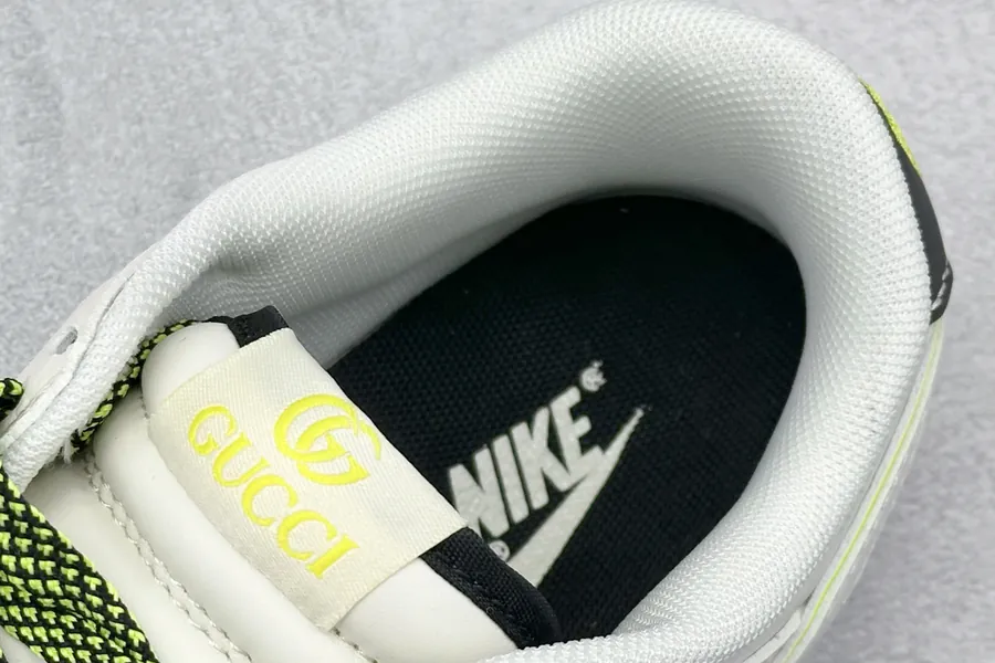 Nike SB Dunk Low x GUCCI White Green