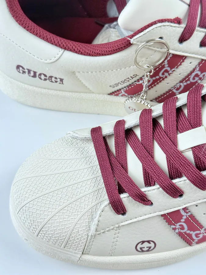 GUCCI White Red Superstar Premium Leather Sneaker