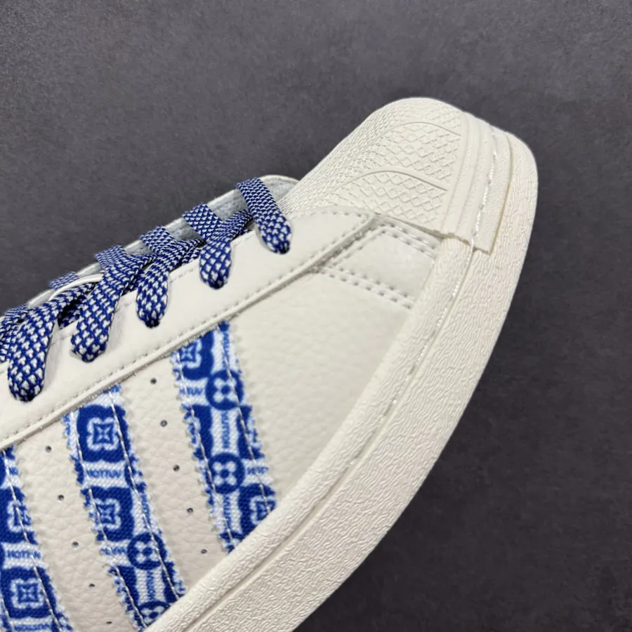 Adidas Originals Superstar x Louis Vuitton Low Top Sneaker