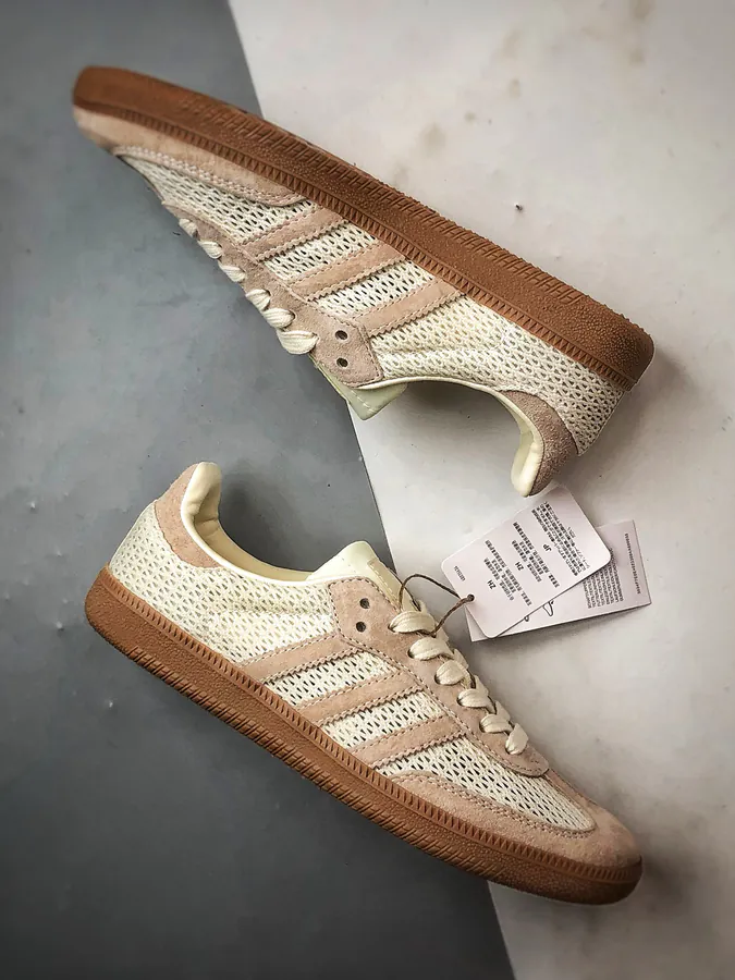AD Originals Samba OG in Ivory