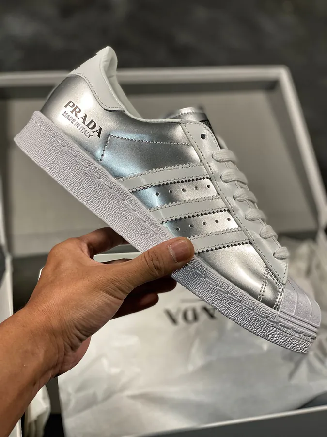 Italian Luxury Brand x Originals Superstar 80s WhiteBlack Shell Toe Classic Sneaker