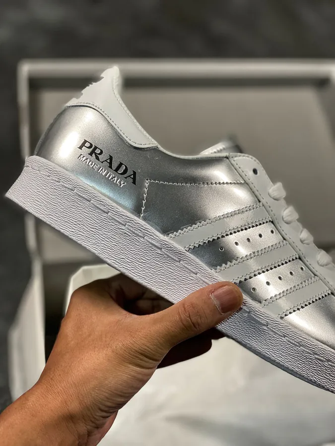 Italian Luxury Brand x Originals Superstar 80s WhiteBlack Shell Toe Classic Sneaker