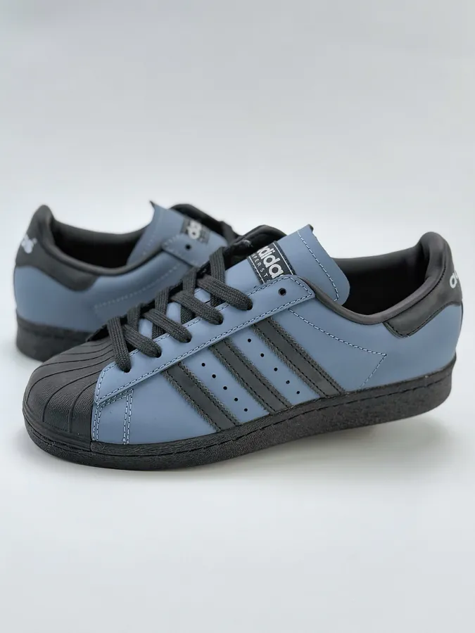 AD Originals Superstar Bucket Bag in Grained Calfskin