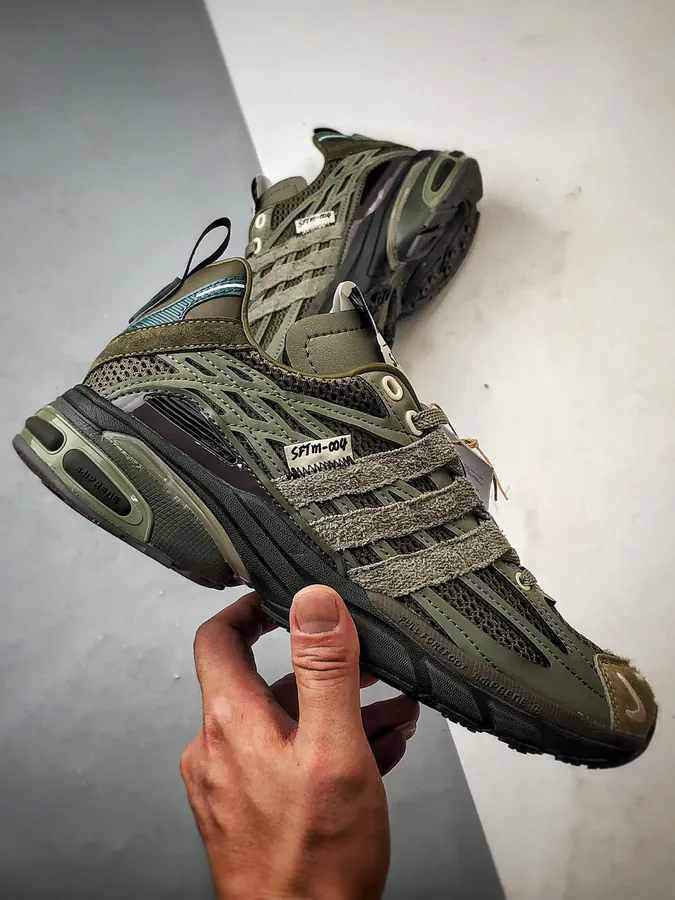 SFTM x AD Originals Adistar Cushion Retro Tech Sneaker