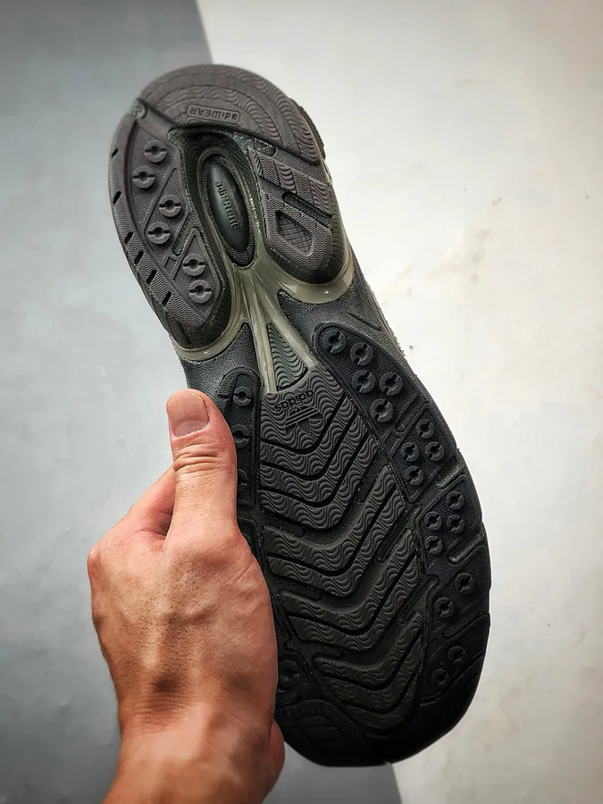 SFTM x AD Originals Adistar Cushion Retro Tech Sneaker