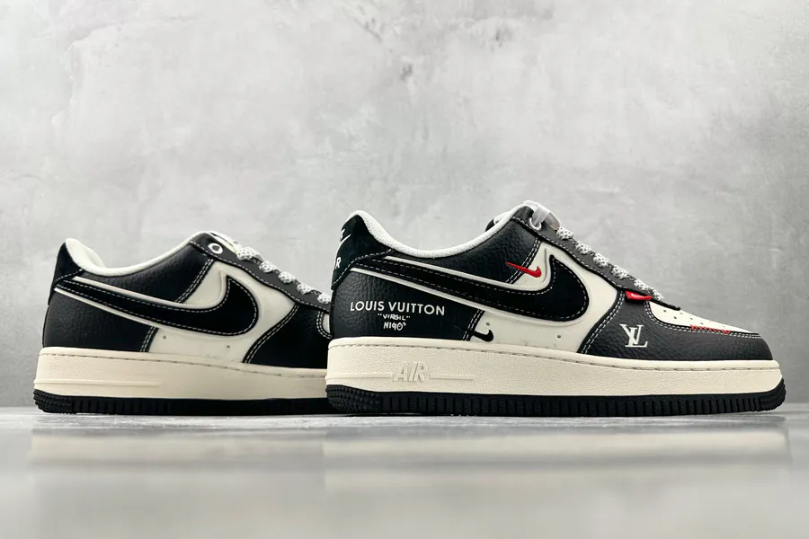 Nike Air Force 107 LV Collaboration Black and White