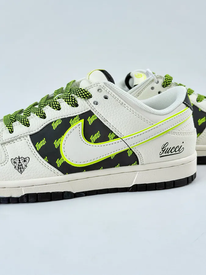 Nike SB Dunk Low x GUCCI White Green Starry