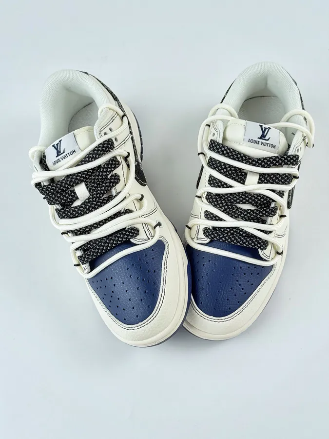 Nike SB Dunk Low x Louis Vuitton OG Edition
