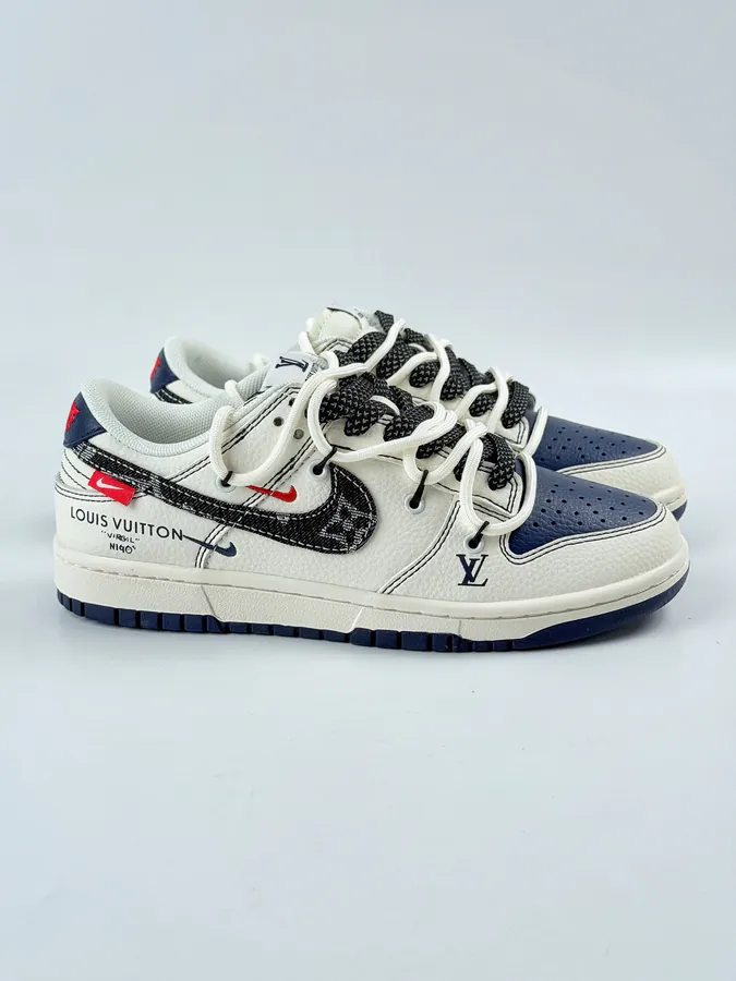 Nike SB Dunk Low x Louis Vuitton OG Edition