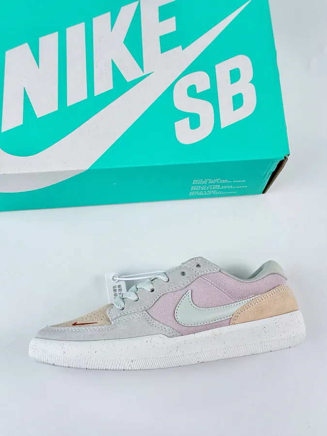 Nike SB Force 58 Classic Basketball Style Slide