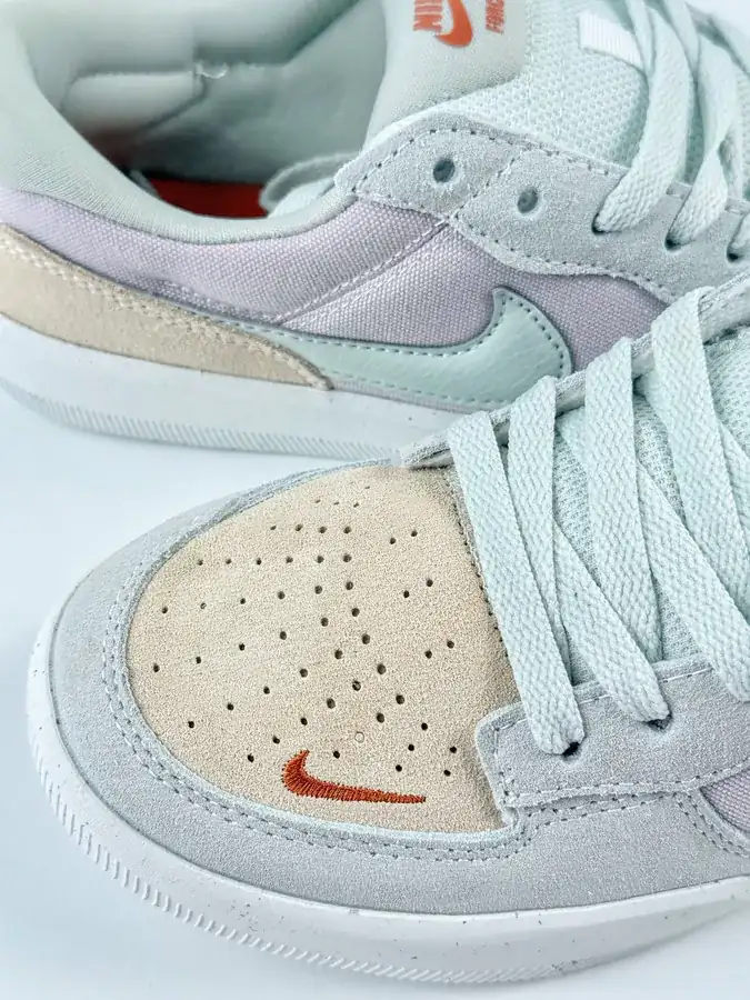 Nike SB Force 58 Classic Basketball Style Slide