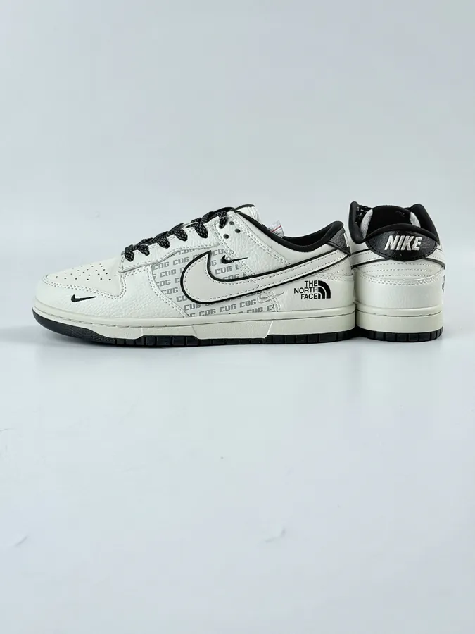 Nike SB Dunk Low x The North Face OG Edition