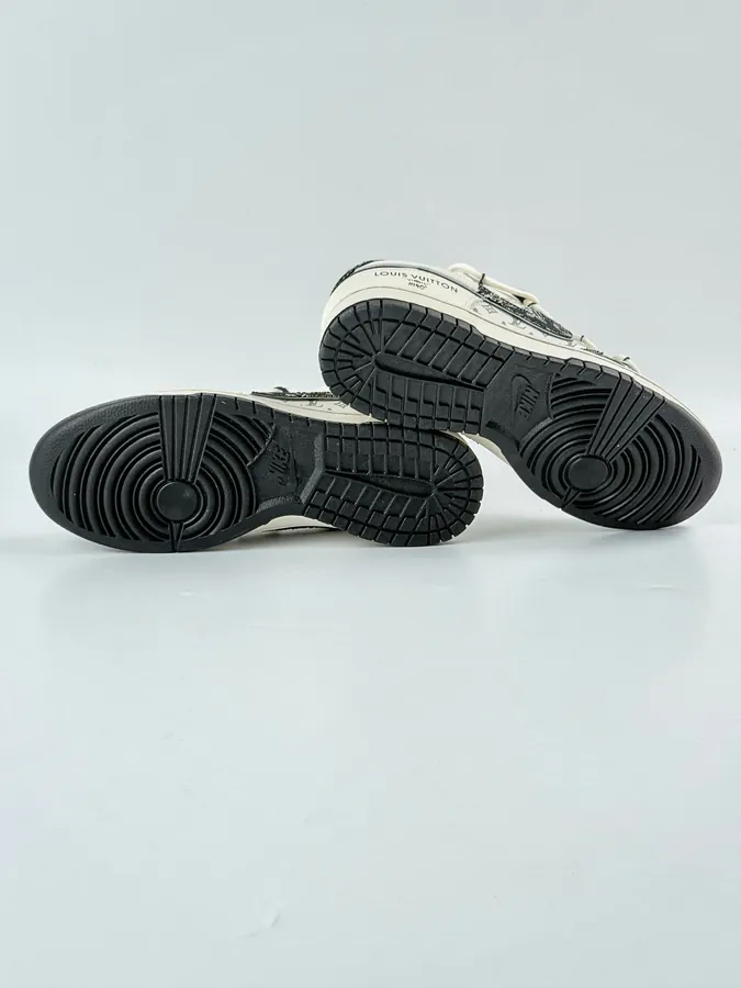 Nike SB Dunk Low x Louis Vuitton Black White Straps