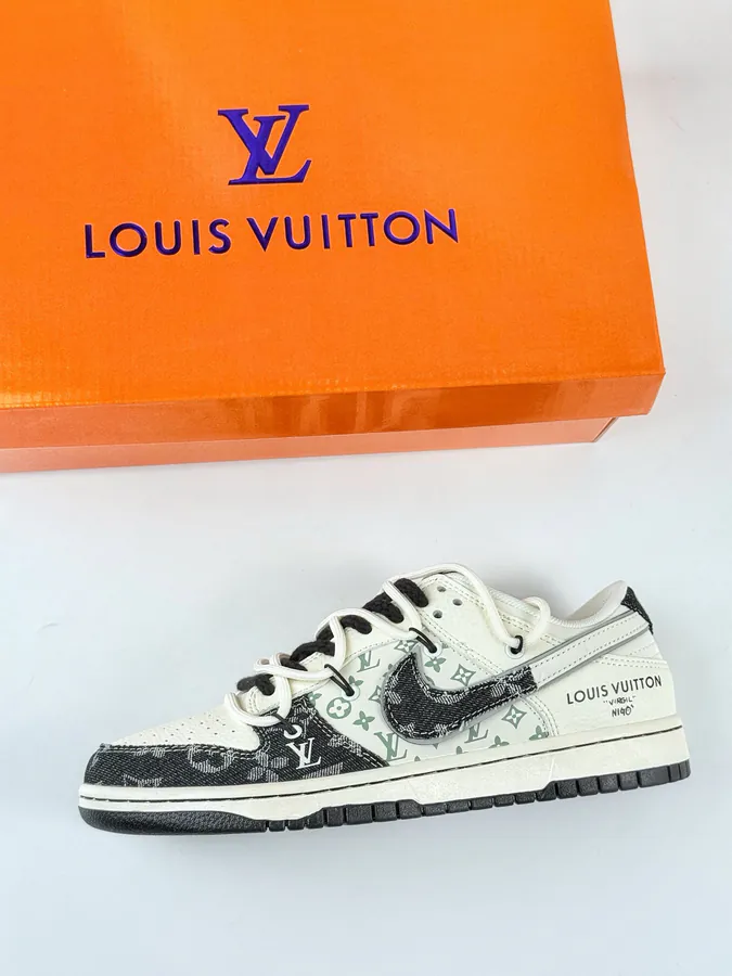 Nike SB Dunk Low x Louis Vuitton Black White Straps