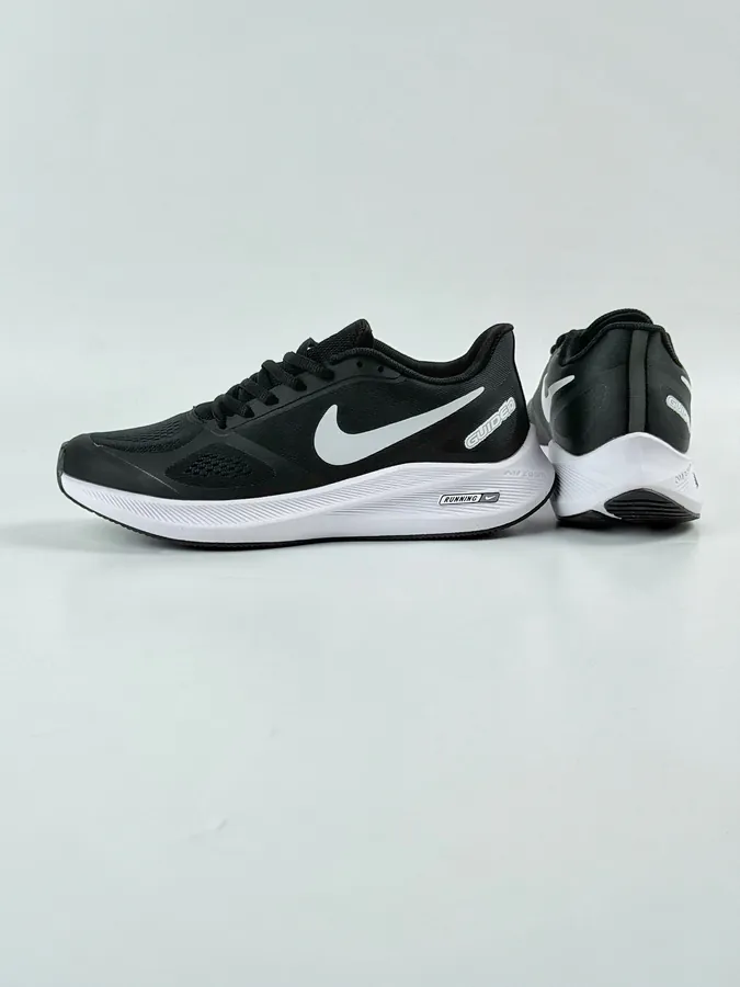 Nike Zoom WINFLO 7X 3M Lightweight Running Shoes