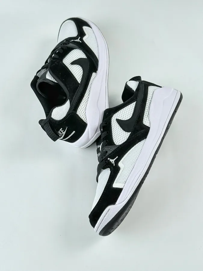 NK Air Jordan CMFT Era Retro Sneaker