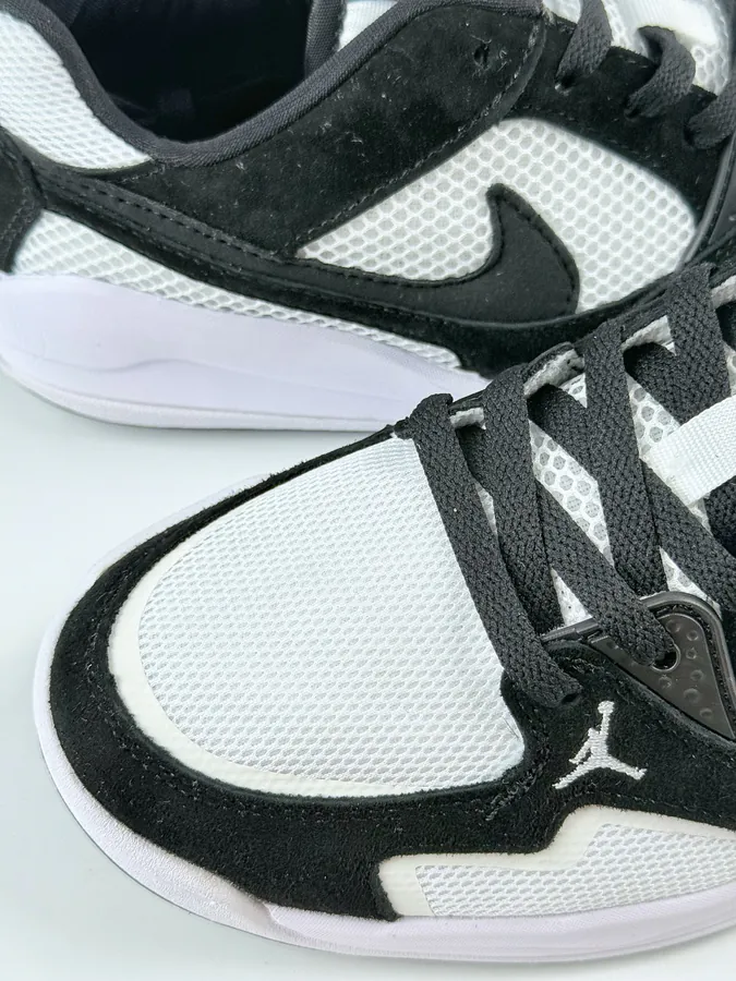 NK Air Jordan CMFT Era Retro Sneaker