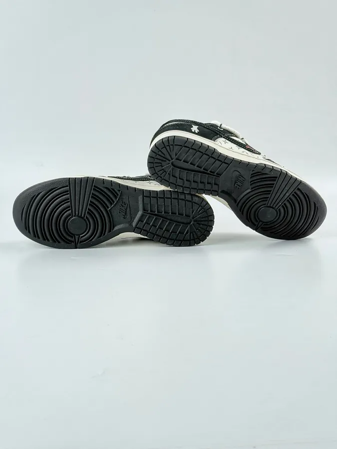 Nike SB Dunk Low x Stussy Black White Starry Hook Strap