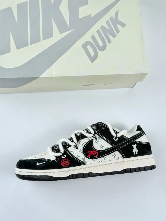 Nike SB Dunk Low x Stussy Black White Starry Hook Strap