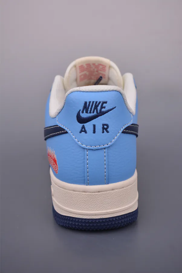 Nike Air Force 1 Low Supreme Authentic Style, Exclusive Edition