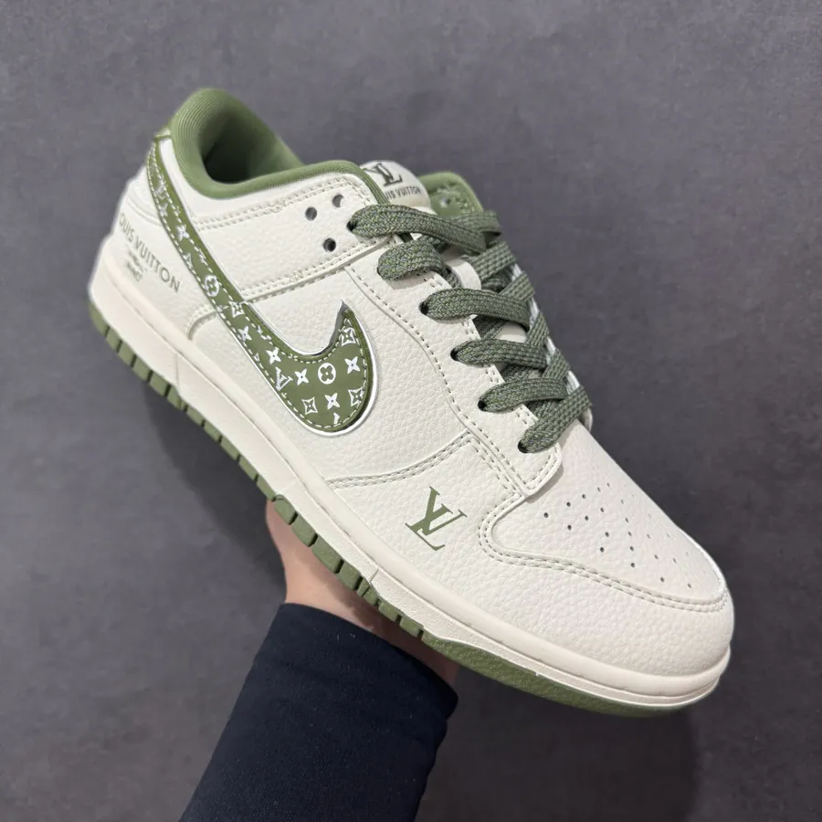 Nike SB Dunk Low x Louis Vuitton White Green