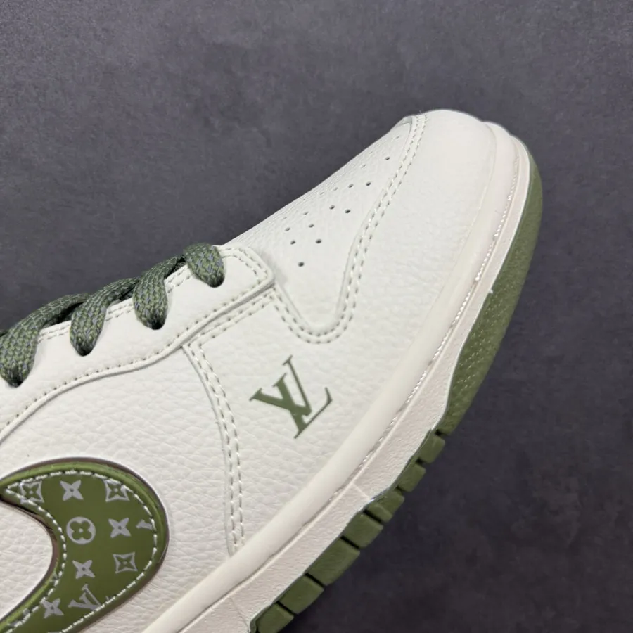 Nike SB Dunk Low x Louis Vuitton White Green