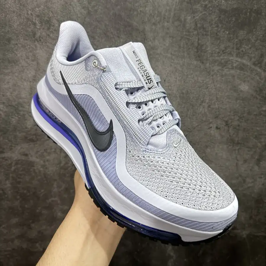 Nike Pegasus Premium Airscape Low Top Running Shoes