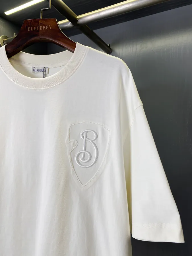 Burberry B Shape Shield Embroidery Round Neck Short Sleeve