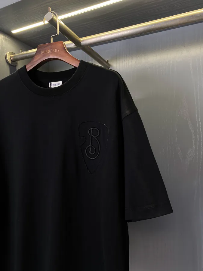 Burberry B Shape Shield Embroidery Round Neck Short Sleeve