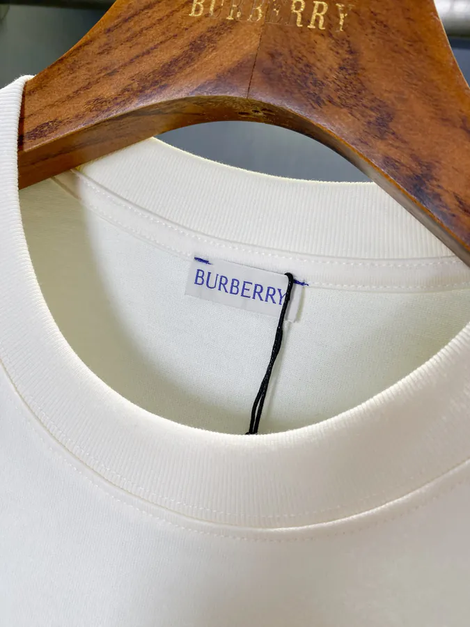 Burberry Logo Print Cotton T Shirt Classic Fit