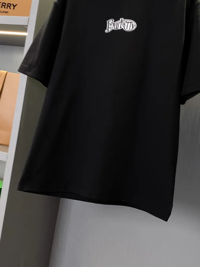 Burberry Logo Print Cotton T Shirt Classic Fit