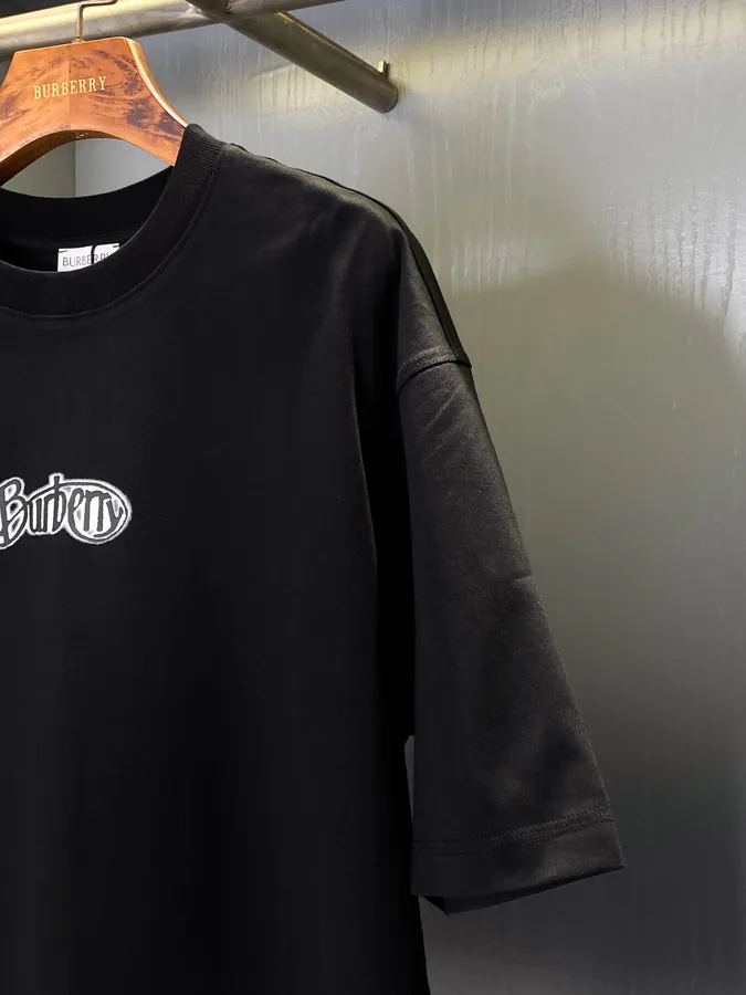 Burberry Logo Print Cotton T Shirt Classic Fit