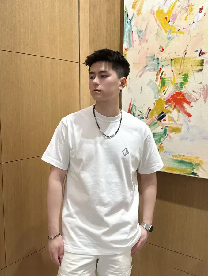 Diamond 2025 Autumn Collection Reflective Print T Shirt