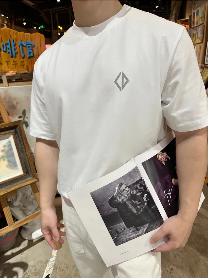 Diamond 2025 Autumn Collection Reflective Print T Shirt