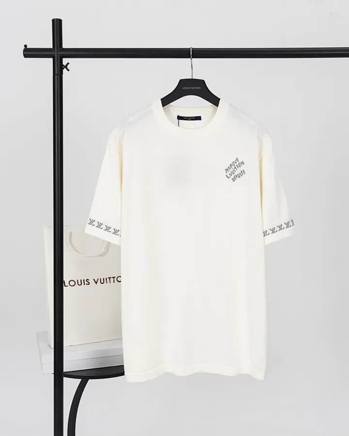 LOUIS VUITTON Iconic Logo T Shirt