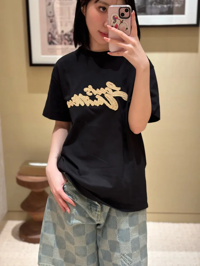 LOUIS VUITTON 25ss Artistic Logo Embroidery T Shirt