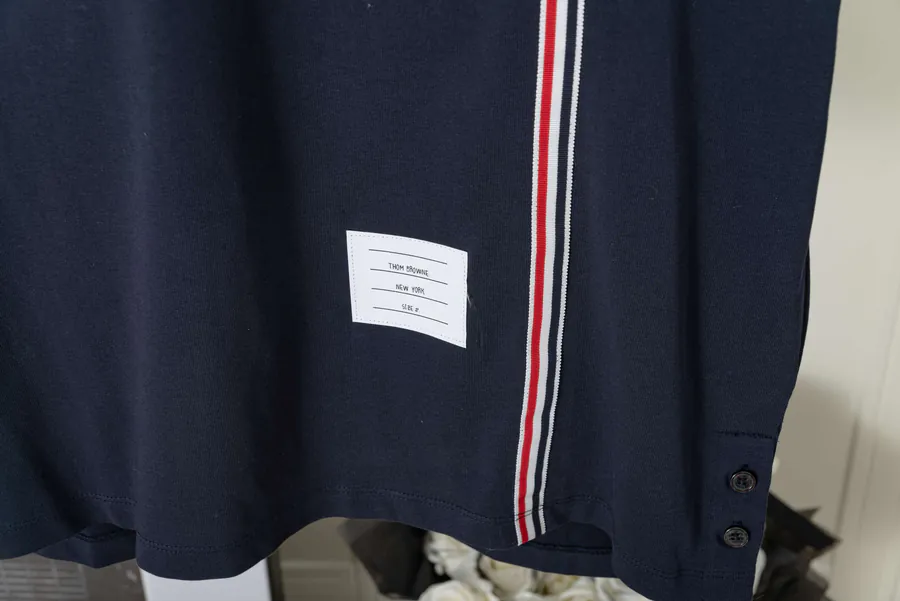 THOM BROWNE Premium Short Sleeve with Side Stripe