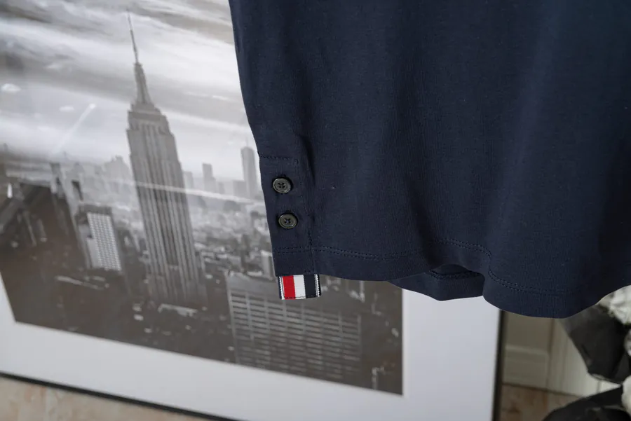 THOM BROWNE Premium Short Sleeve with Side Stripe